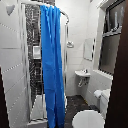 Modern E9 *