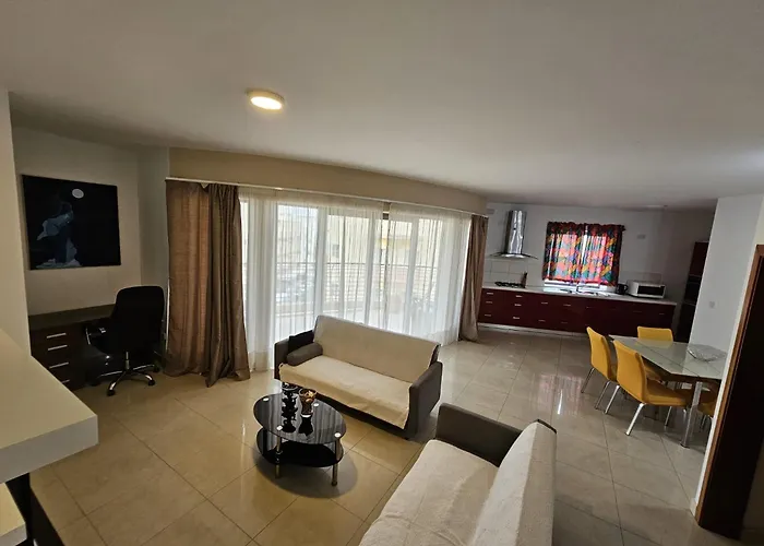 Διαμέρισμα Modern E9 *